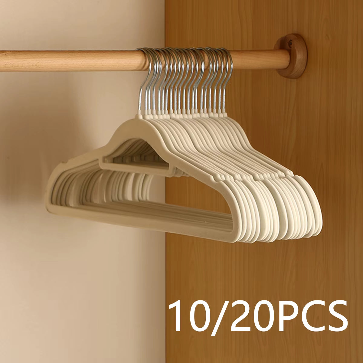 Premium Velvet Hangers – Slim, Non-Slip Space Saving Set