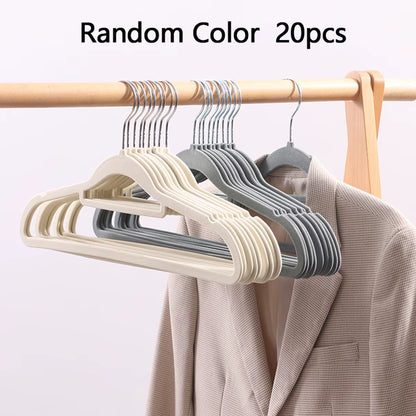 Premium Velvet Hangers – Slim, Non-Slip Space Saving Set