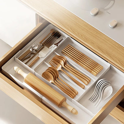 Adjustable Cutlery Tray – Easy Kitchen Drawer Organization
