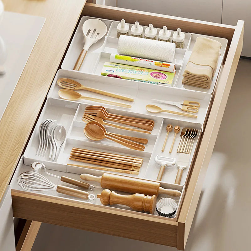 Adjustable Cutlery Tray – Easy Kitchen Drawer Organization