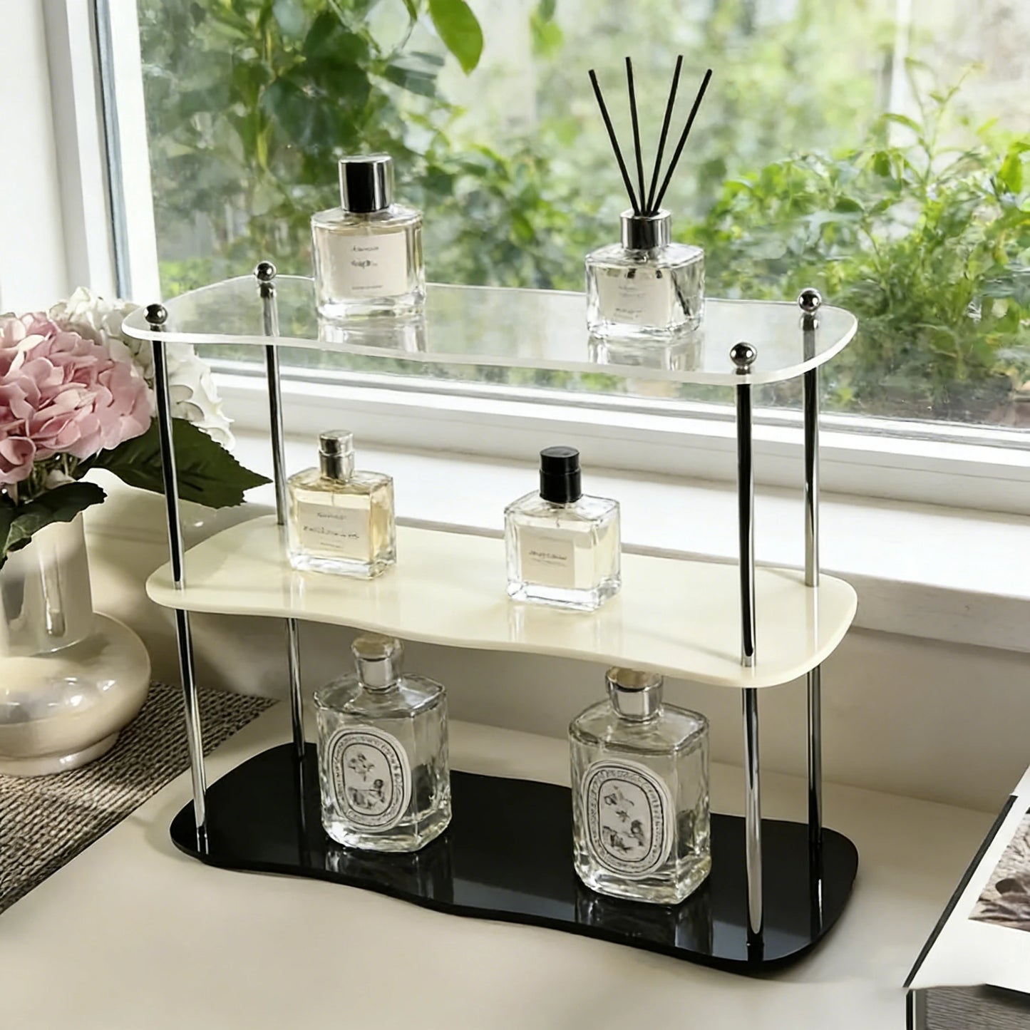 Clear Acrylic Storage Rack – Perfume & Cosmetic Organizer